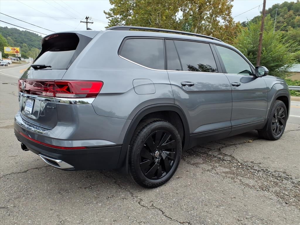 Used 2024 Volkswagen Atlas SE 4motion AWD SE 4Motion SUV w/Technology