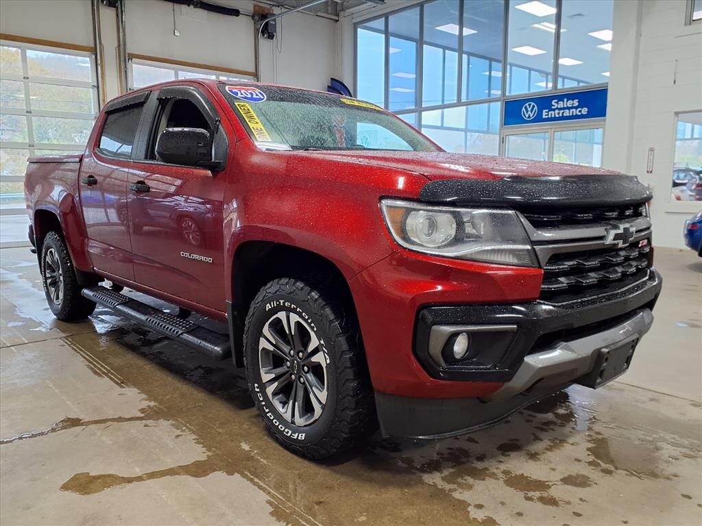 Used 2021 Chevrolet Colorado Z71 4x4 Z71  Crew Cab 5 ft. SB