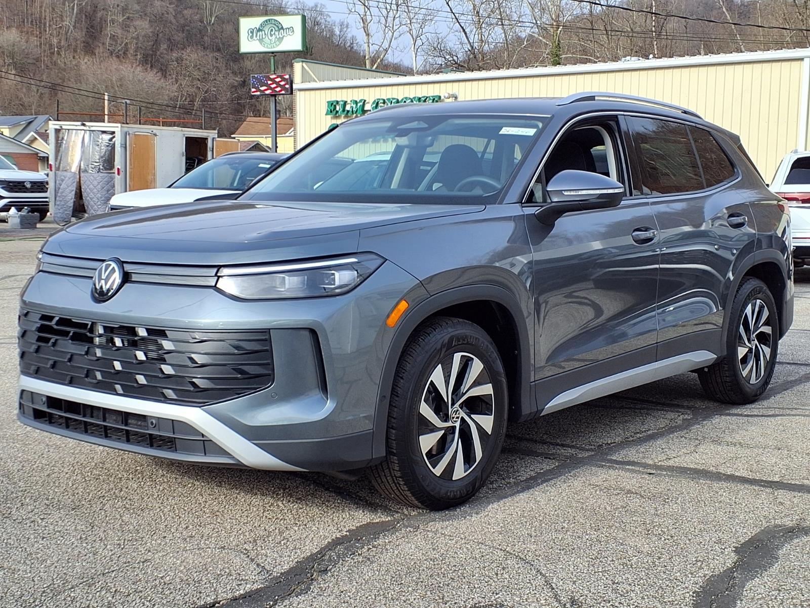 2026 Volkswagen Tiguan 2.0T S's photo