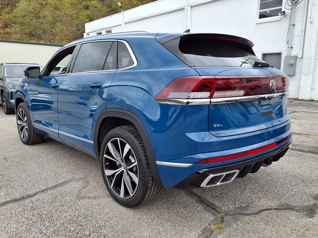 New 2026 Volkswagen Atlas Cross Sport 2.0T SEL Premium R-Line SUV
