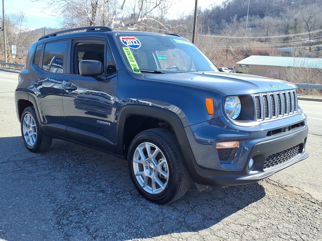 Used 2022 Jeep Renegade Latitude 4x4 Latitude SUV