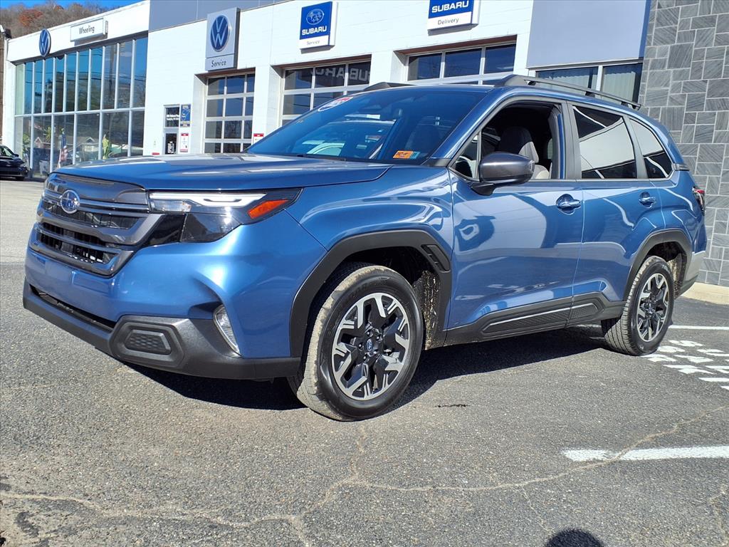 2025 Subaru Forester Premium's photo