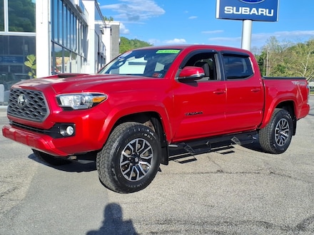 Featured Used 2020 Toyota Tacoma TRD Sport 4x4 TRD Sport  Double Cab 5.0 ft SB 6A for sale in Wheeling