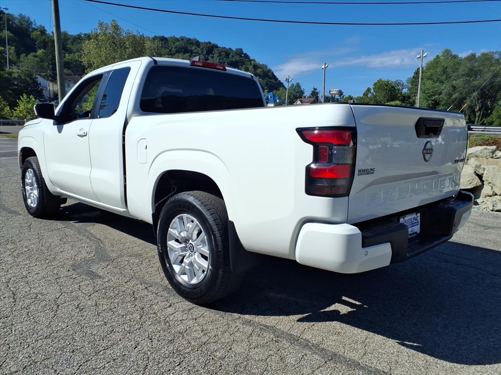 2022 Nissan Frontier SV King Cab photo 3