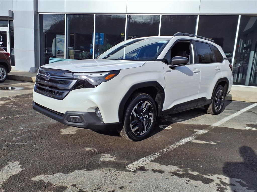 2025 Subaru Forester Premium's photo