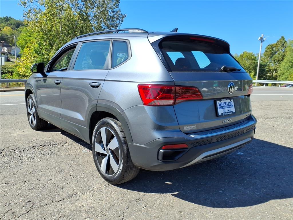 2024 Volkswagen Taos S photo 3