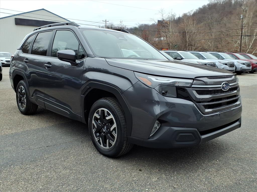 2026 Subaru Forester Premium photo 2