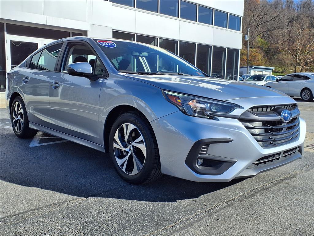 2025 Subaru Legacy Premium photo 4