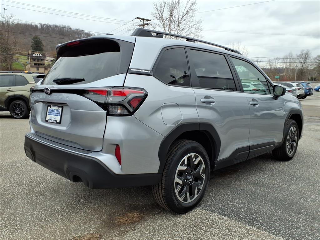 2026 Subaru Forester Premium photo 3