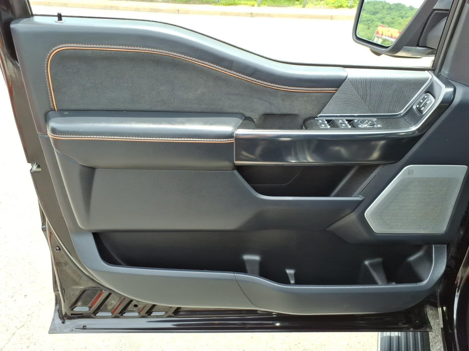 2023 Ford F-150 Platinum - Photo 10