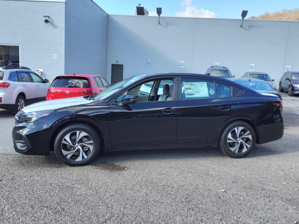 2025 Subaru Legacy Premium photo 2
