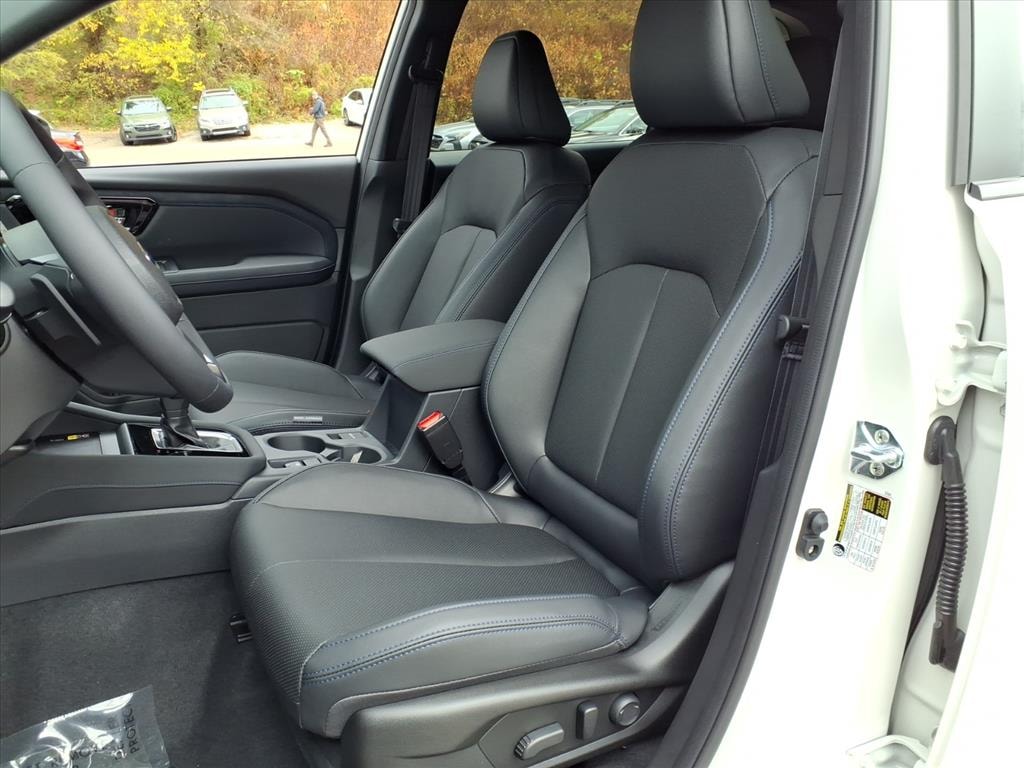 New 2025 Subaru Forester Hybrid Limited SUV