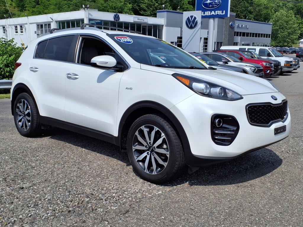 Used 2018 Kia Sportage EX with VIN KNDPNCACXJ7353090 for sale in Wheeling, WV
