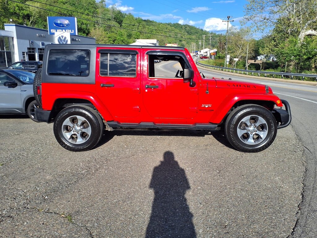 Used 2018 Jeep Wrangler JK Unlimited Sahara 4x4 Sahara SUV