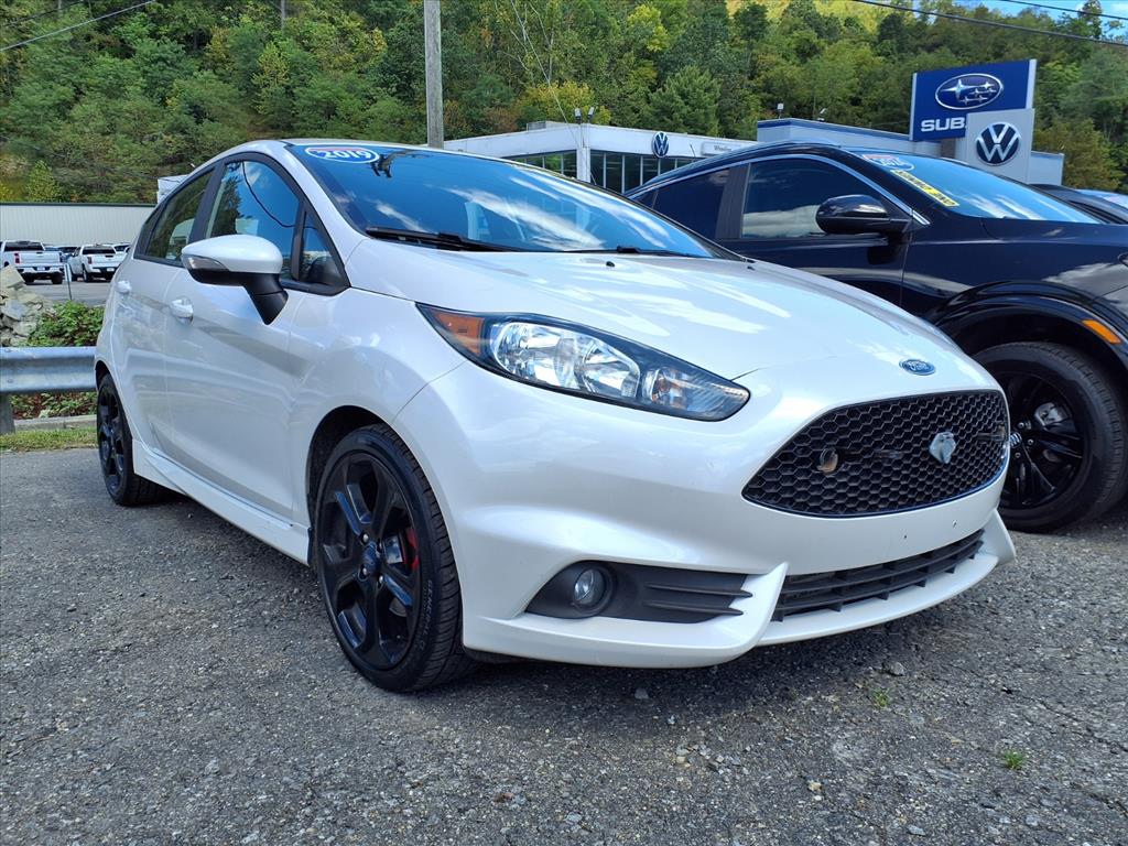 Used 2019 Ford Fiesta ST with VIN 3FADP4GX1KM144847 for sale in Wheeling, WV