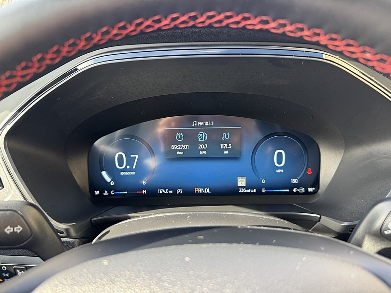 2024 Ford Escape ST-Line Select - Photo 17