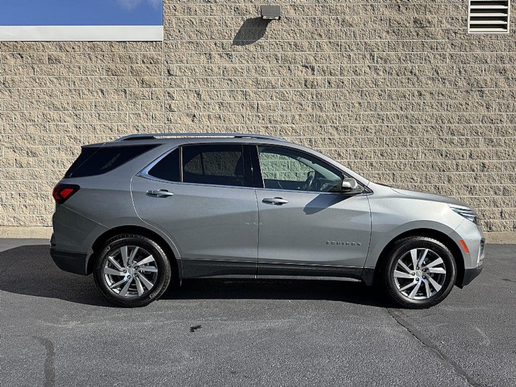 Used 2023 Chevrolet Equinox Premier SUV