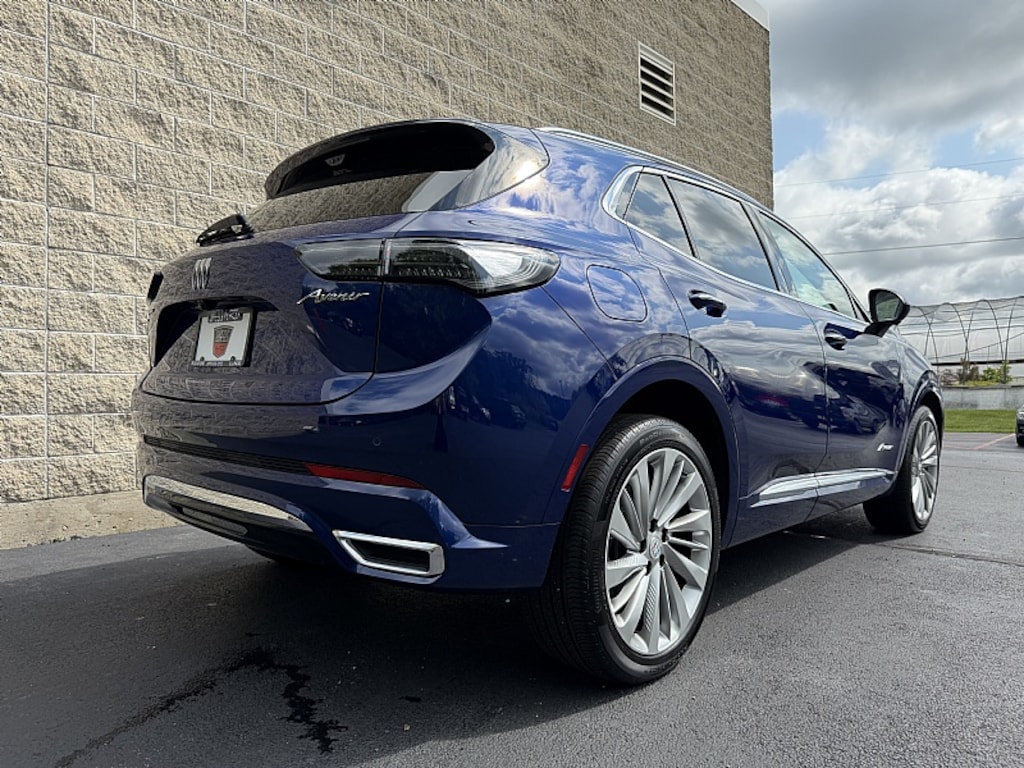 Used 2024 Buick Envision Avenir SUV