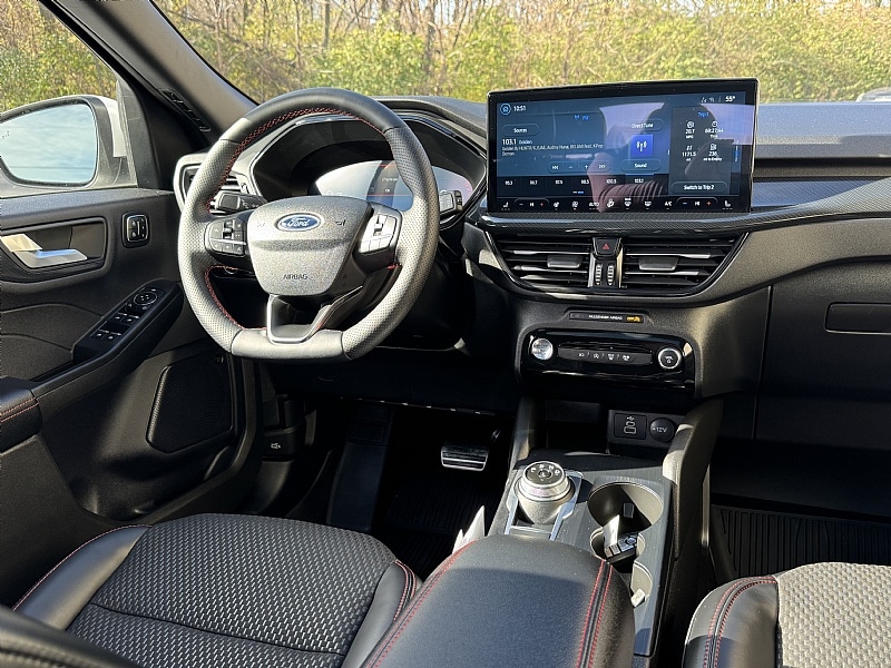 2024 Ford Escape ST-Line Select - Photo 11