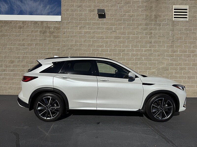 2024 Infiniti QX50 SPORT photo 2