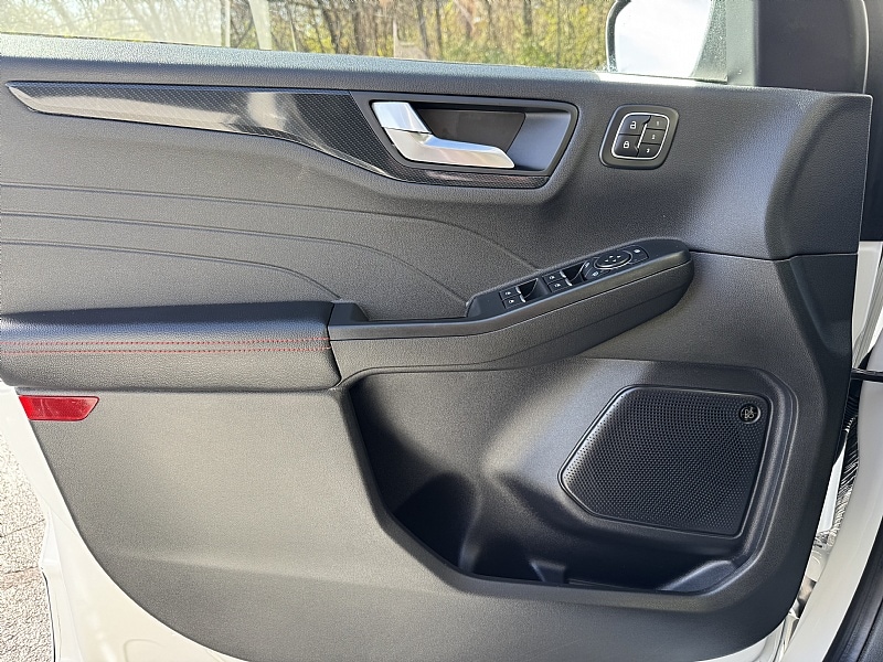 2024 Ford Escape ST-Line Select - Photo 27