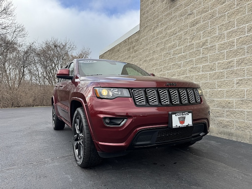 Used 2018 Jeep Grand Cherokee Altitude SUV