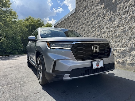 2023 Honda Pilot Touring SUV