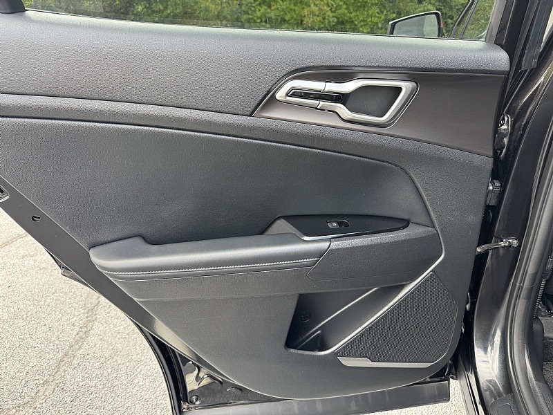 2023 Kia Sportage EX Hybrid - Photo 24