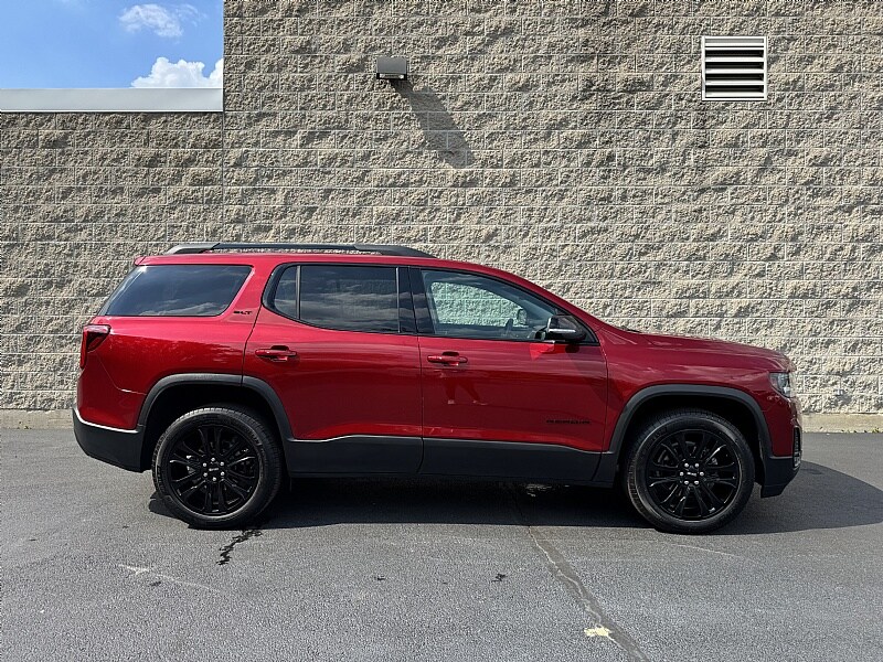 2022 Gmc Acadia SLT photo 2