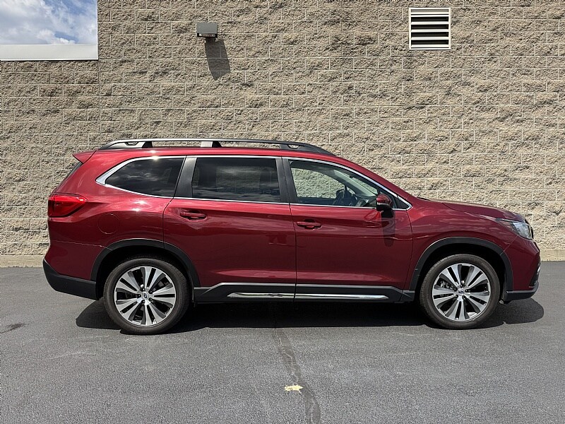 2019 Subaru Ascent Limited photo 2