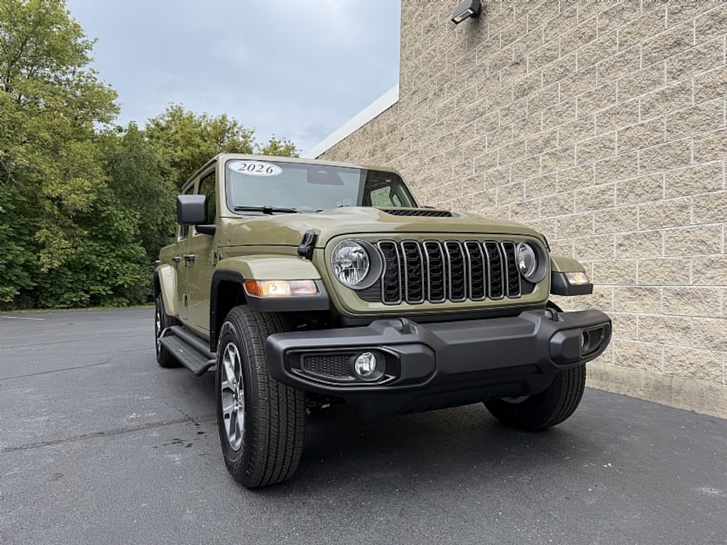 Used 2026 Jeep Gladiator Sport S Truck Crew Cab