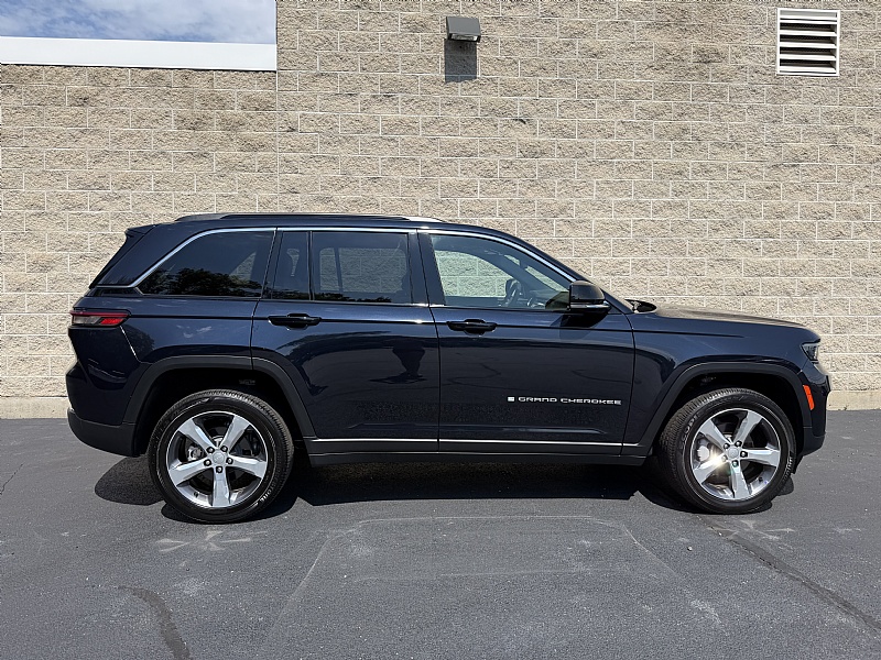 Used 2024 Jeep Grand Cherokee Limited SUV