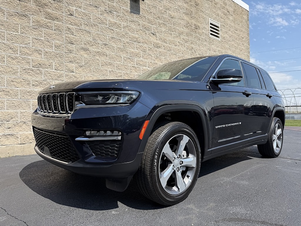 Used 2024 Jeep Grand Cherokee Limited SUV