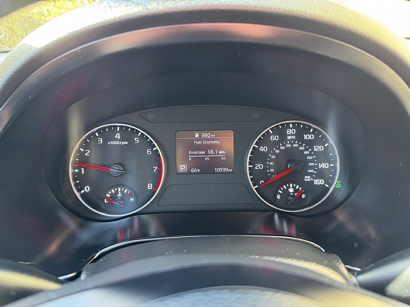 2023 Kia Seltos LX - Photo 18