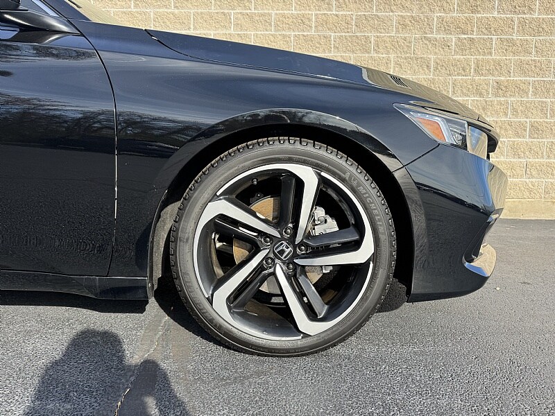 2022 Honda Accord Sport photo 2