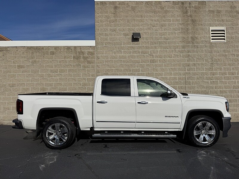 2018 Gmc Sierra 1500 SLT photo 2