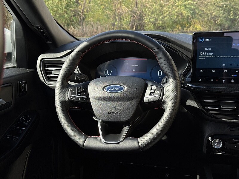 2024 Ford Escape ST-Line Select - Photo 12