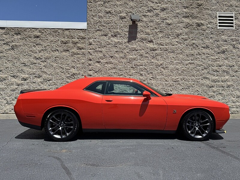 2023 Dodge Challenger R/T Scat Pack photo 4