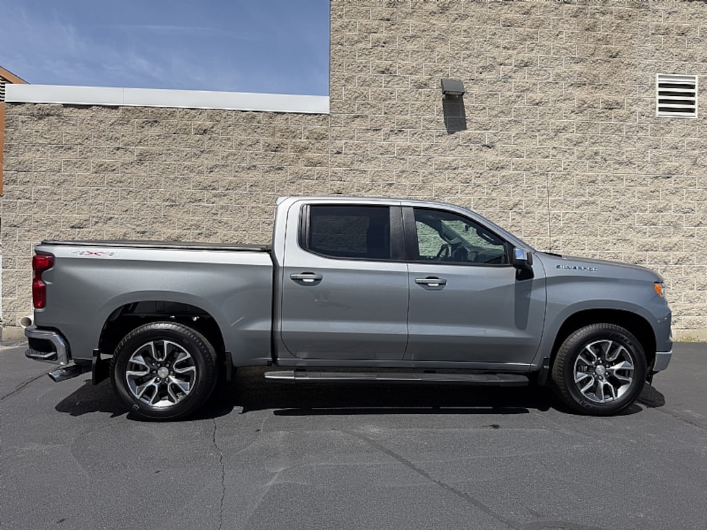 Used 2023 Chevrolet Silverado 1500 LT Truck Crew Cab