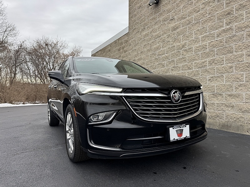 2024 Buick Enclave Essence's photo