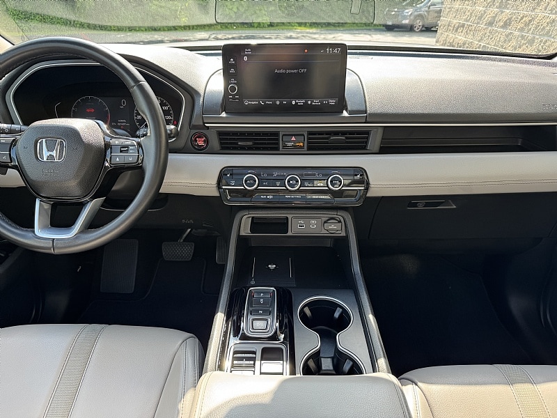 2023 Honda Pilot Touring - Photo 19