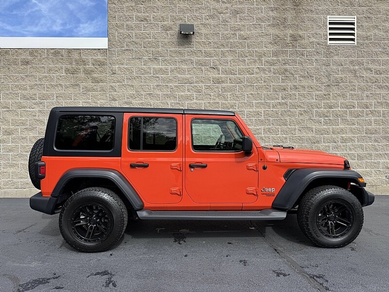 2018 Jeep Wrangler Sport S photo 2