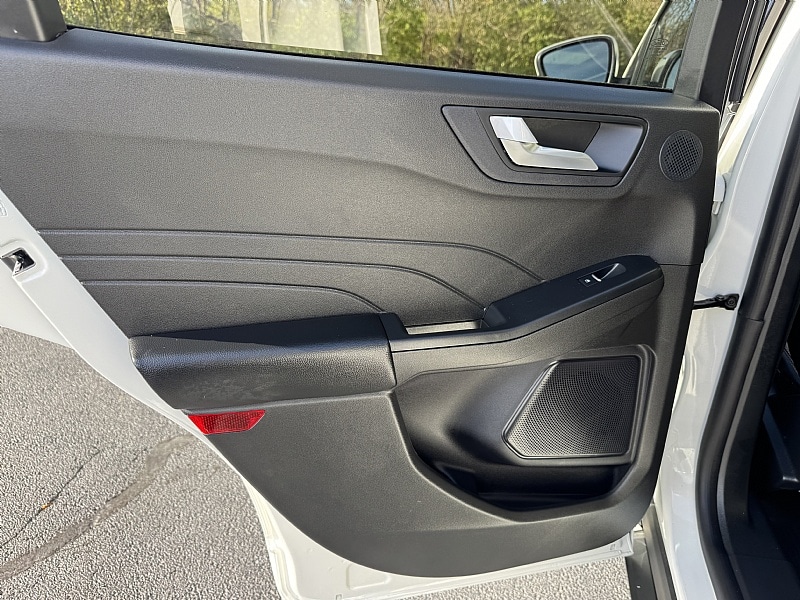 2024 Ford Escape ST-Line Select - Photo 28