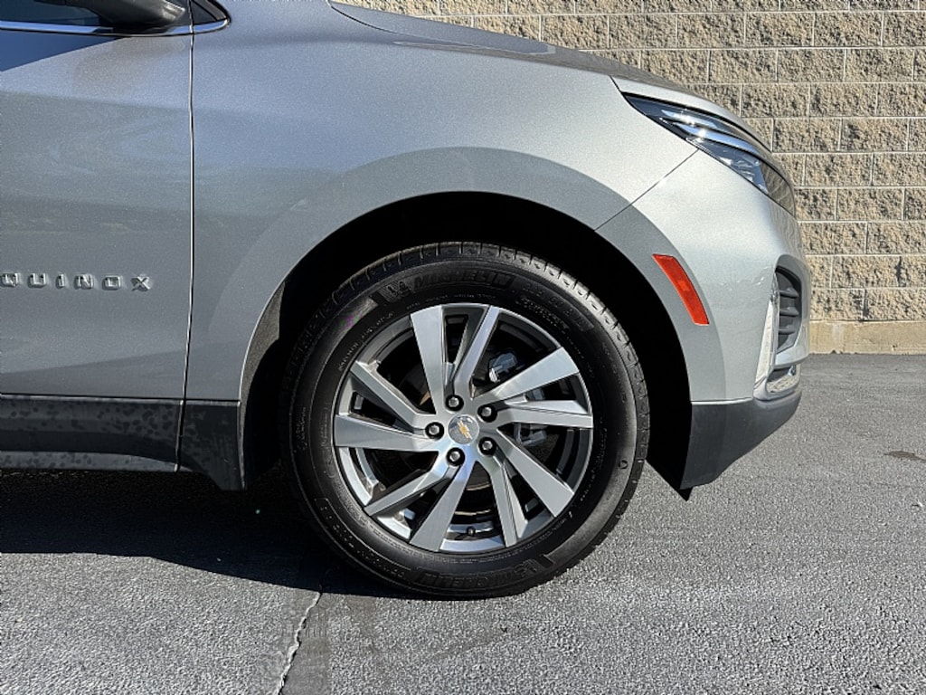 Used 2023 Chevrolet Equinox Premier SUV
