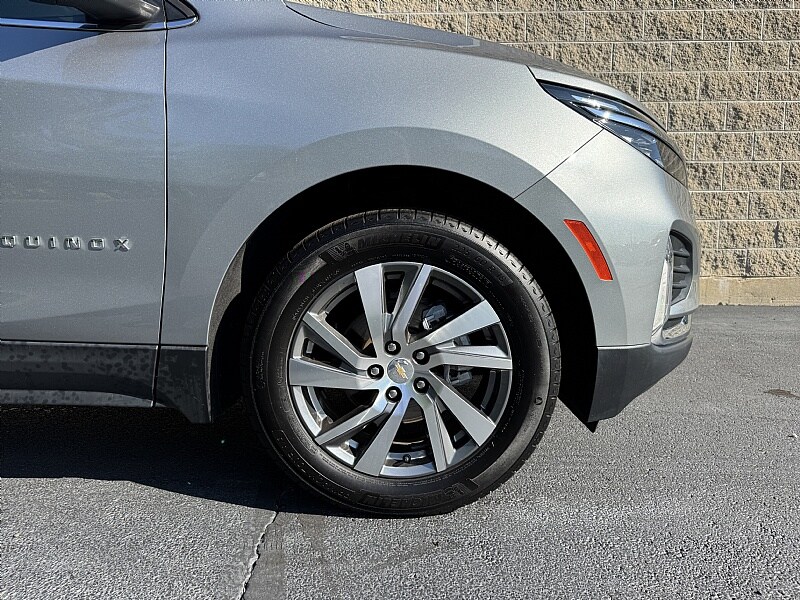 2023 Chevrolet Equinox Premier photo 3