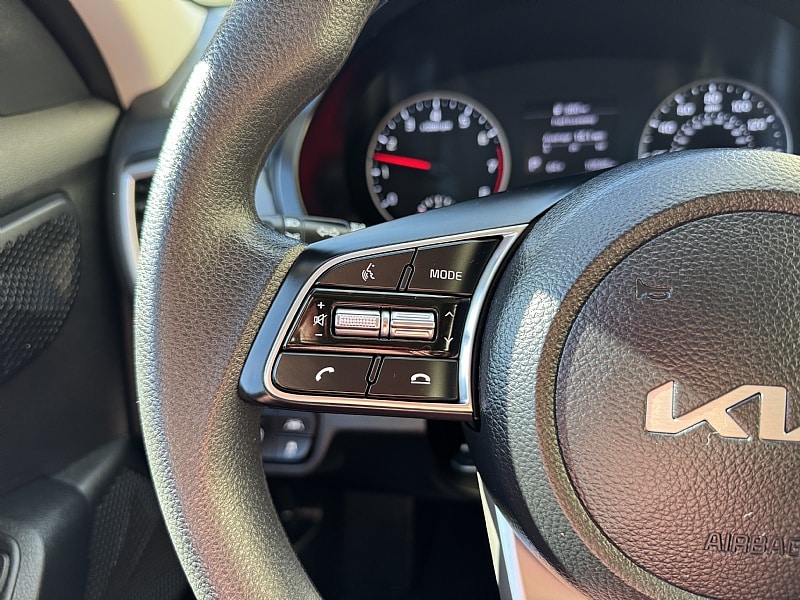 2023 Kia Seltos LX - Photo 16