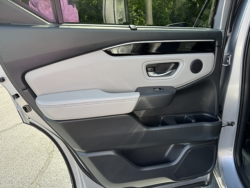 2023 Honda Pilot Touring - Photo 29