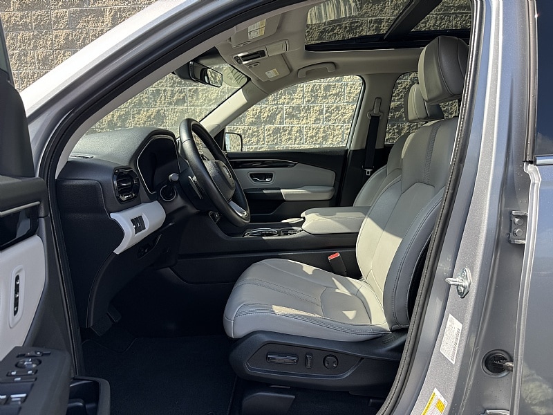 2023 Honda Pilot Touring - Photo 14