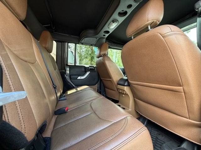 2017 Jeep Wrangler Unlimited Sahara - Photo 24