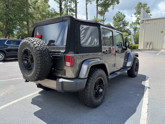 2017 Jeep Wrangler Unlimited Sahara - Photo 8